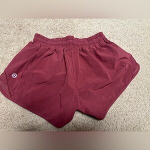Lululemon hotty hots - high rise - size 0 - inseam 2.5 - color mulled wine